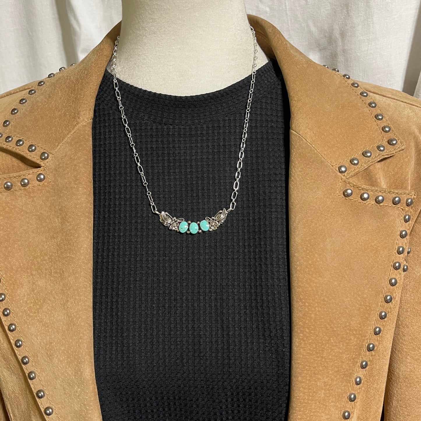 20 1/2" adjustable Blue Campitos 3 stone floral bar necklace Sterling Silver NK24