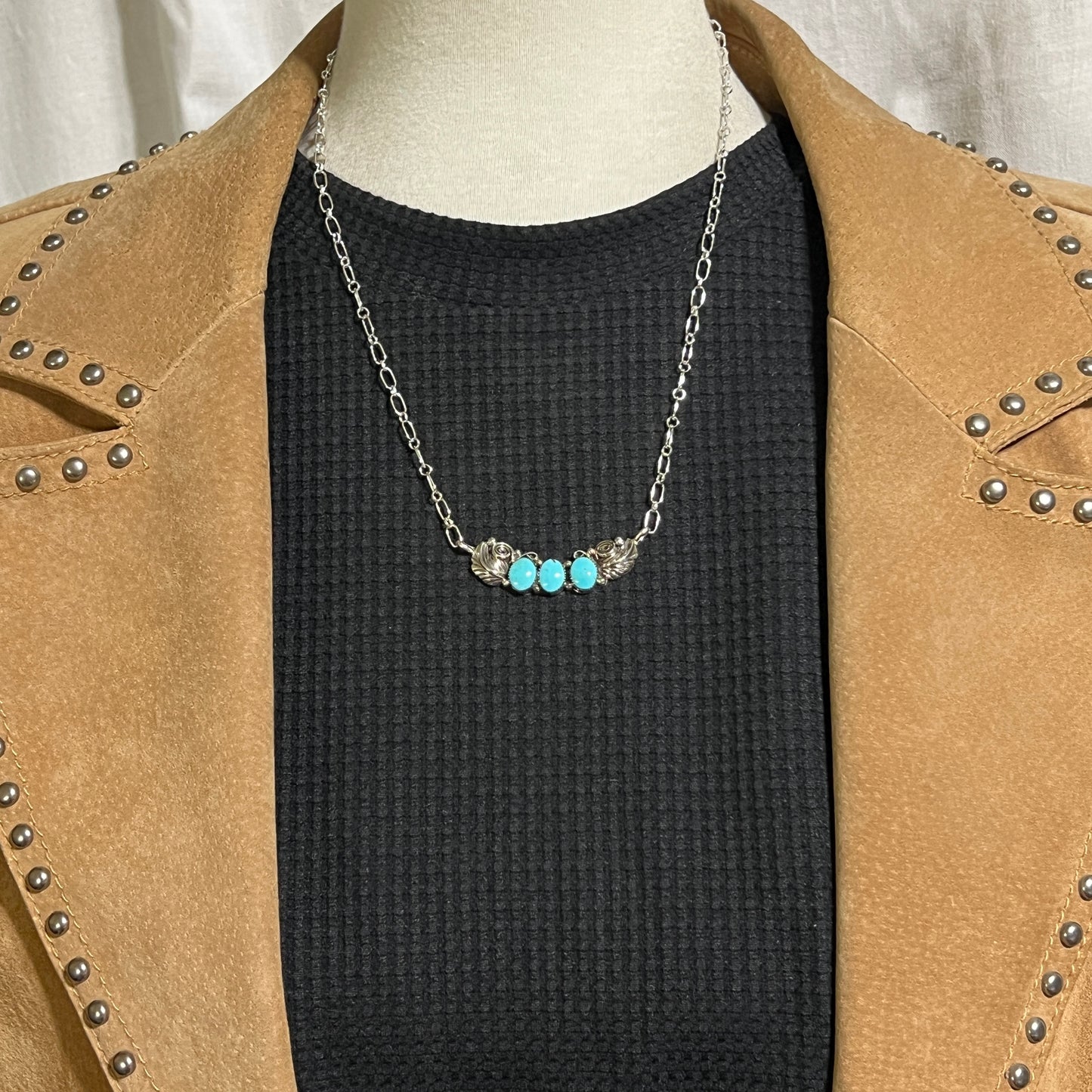 20" adjustable Blue Campitos 3 stone floral bar necklace Sterling Silver NK23