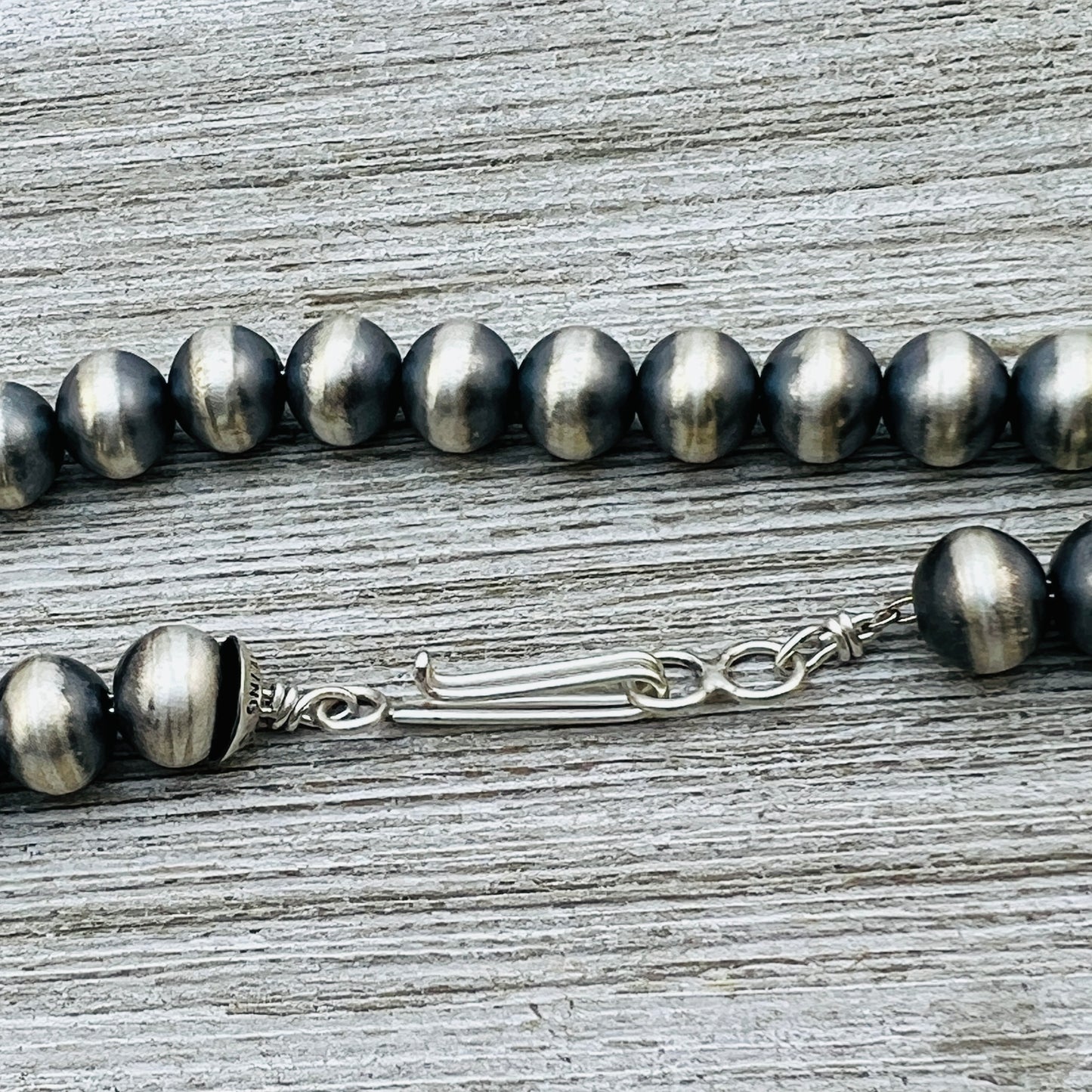 20" Sterling silver Navajo handmade 9mm round bead Pearl necklace Bryannen Halwood signed 717