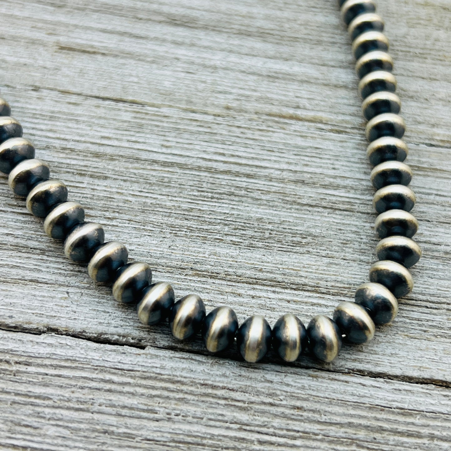18" Sterling silver Navajo handmade 7mm oval bead Pearl necklace Bryannen Halwood 704