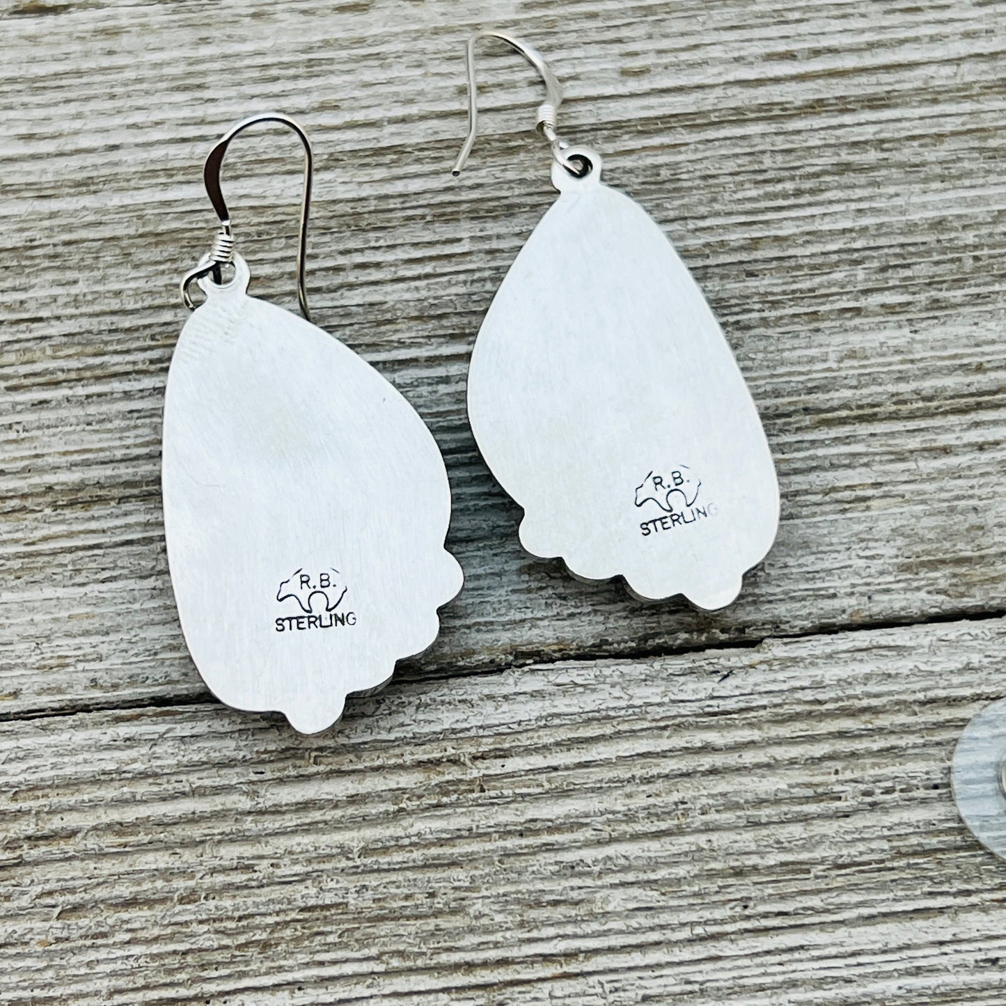 White Buffalo stone dangle earrings sterling silver Sharon McCarthy Navajo ER49