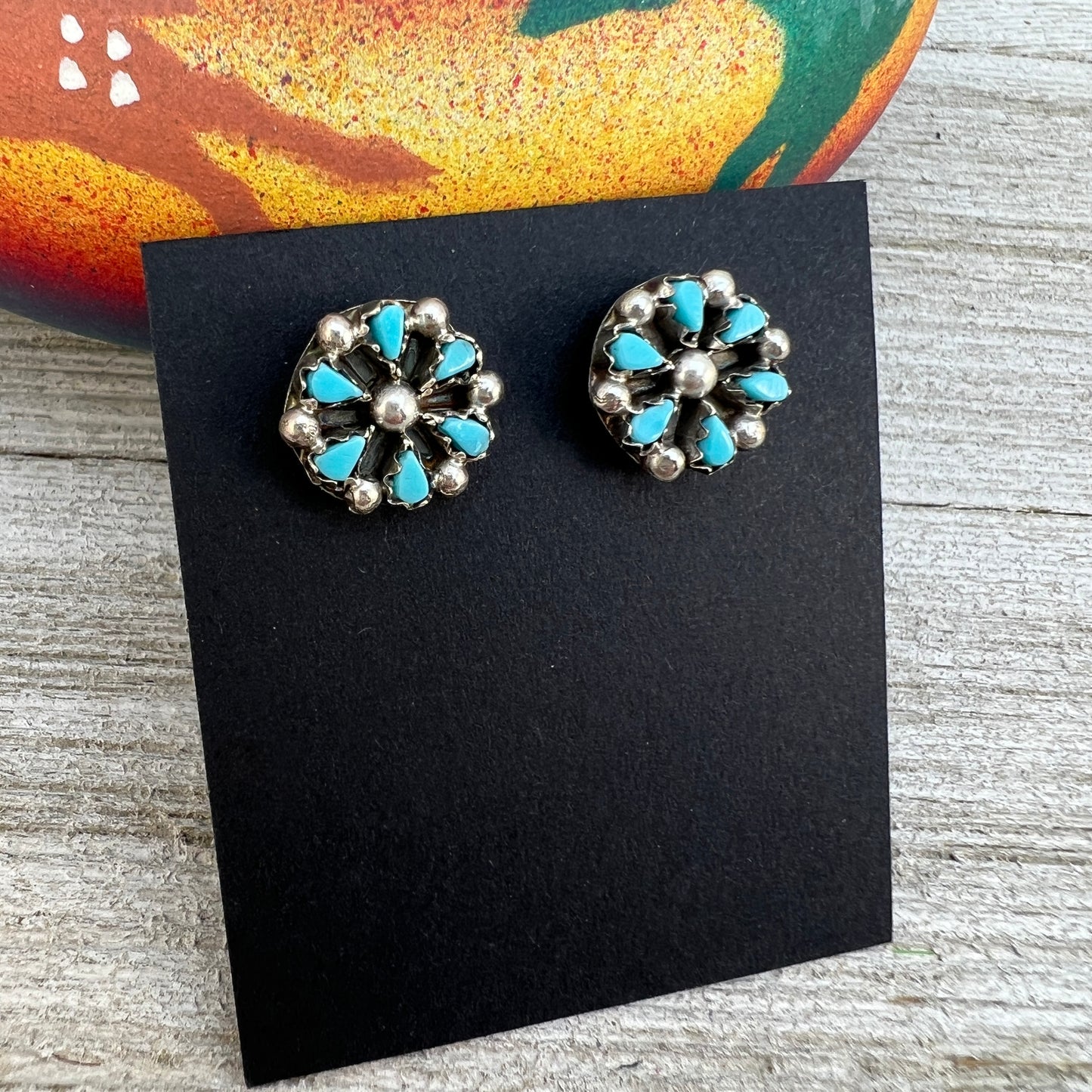 Small round Zuni Petit Point cluster Turquoise Stud Earrings sterling silver Tricia Leekity 549