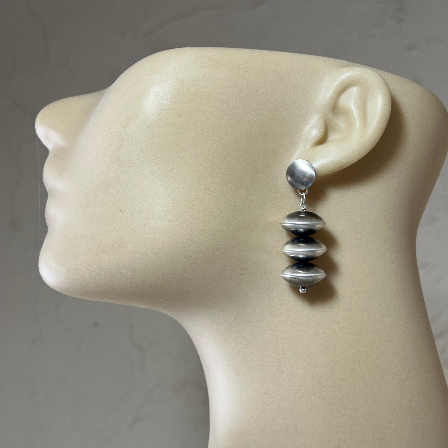 Handmade Bead earrings sterling silver Rena Begay Navajo Pearl handmade 704