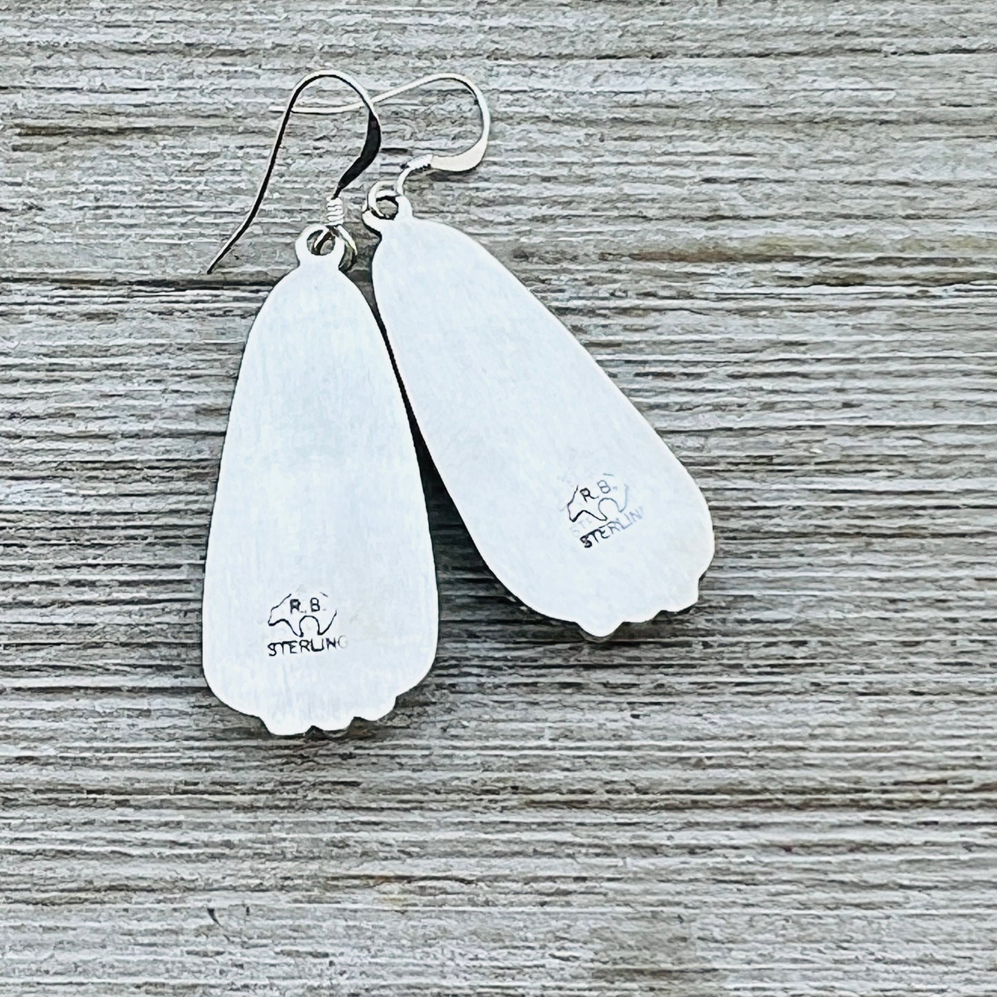 White Buffalo stone dangle earrings sterling silver Sharon McCarthy Navajo ER51
