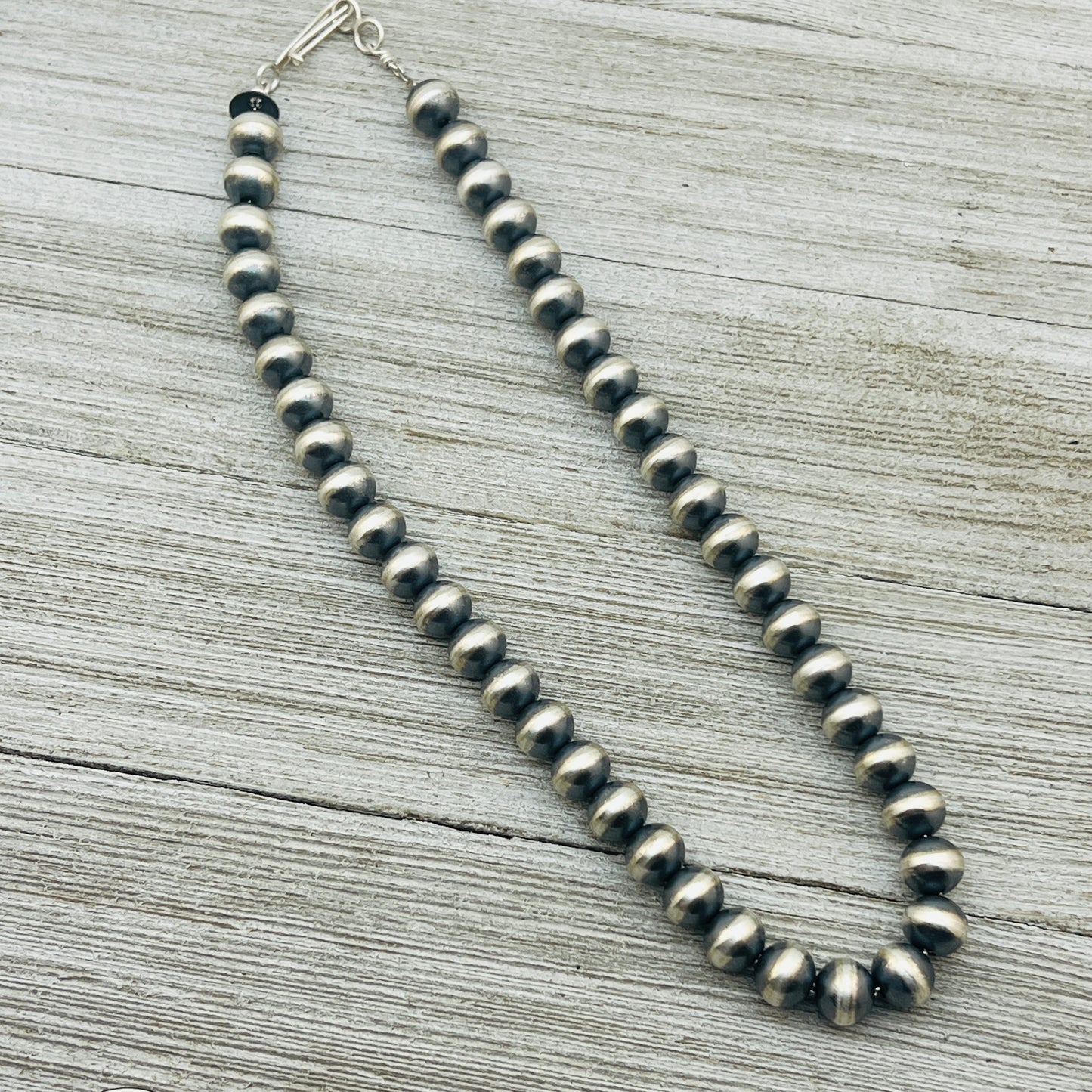 16" Sterling silver Navajo handmade 9mm round bead Pearl necklace Bryannen Halwood 715