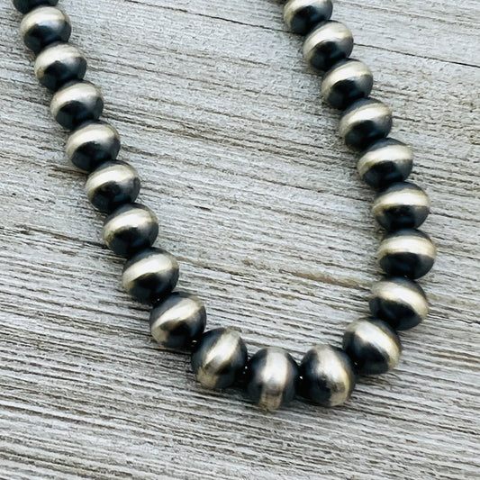 20" Sterling silver Navajo handmade 9mm round bead Pearl necklace Bryannen Halwood signed 717