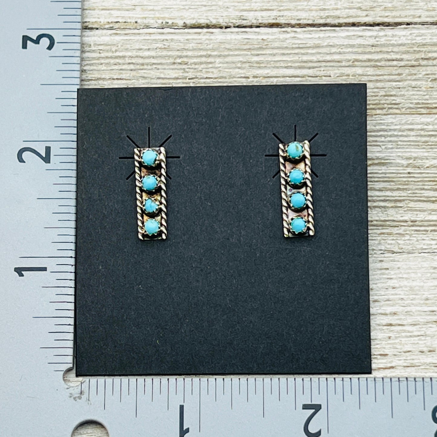 Turquoise snake eye turquoise dot small 3/4" Bar earrings Janice Spencer ER13