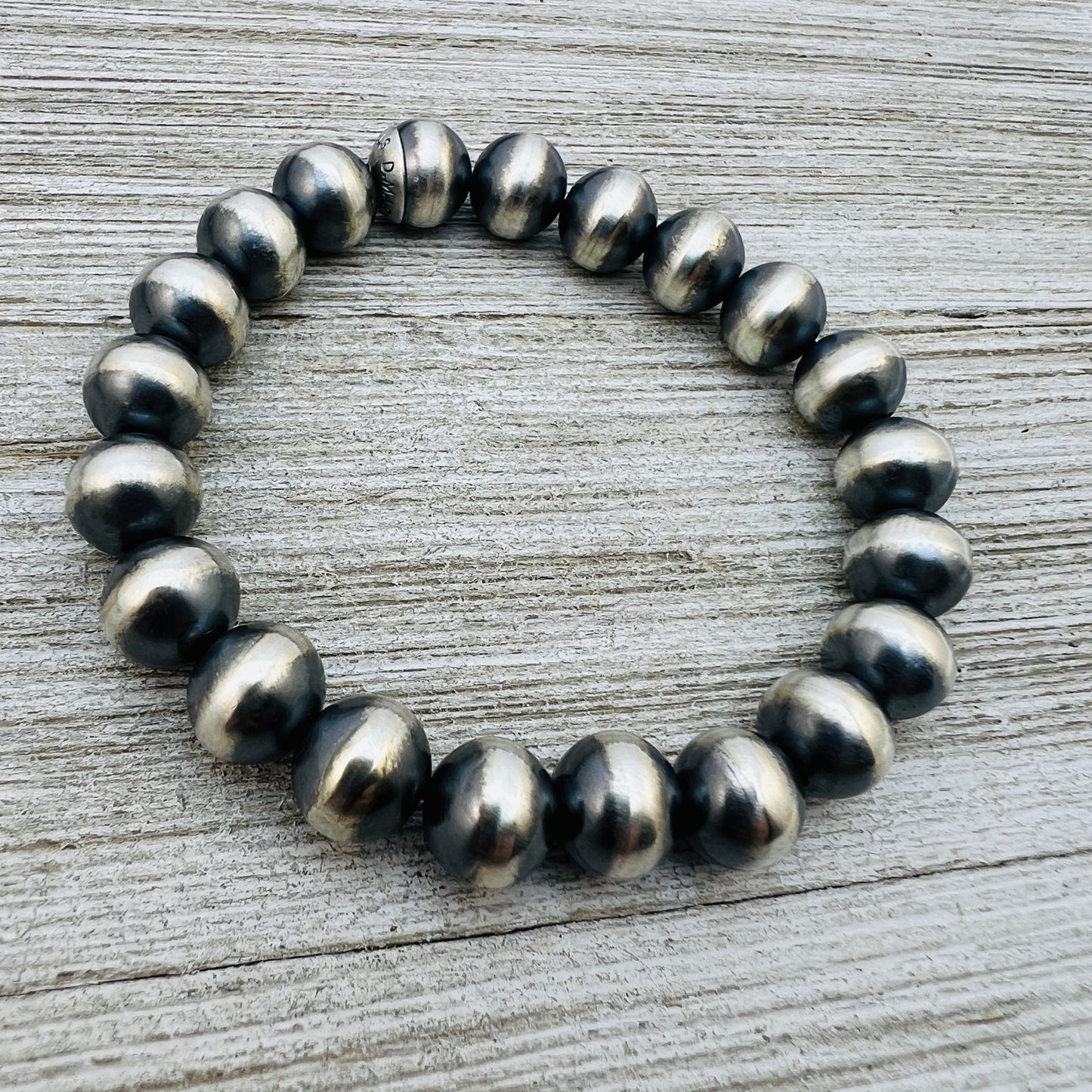 9mm round Handmade Navajo Pearls, beads, elastic, Stretch bracelet sterling silver 7" BR8