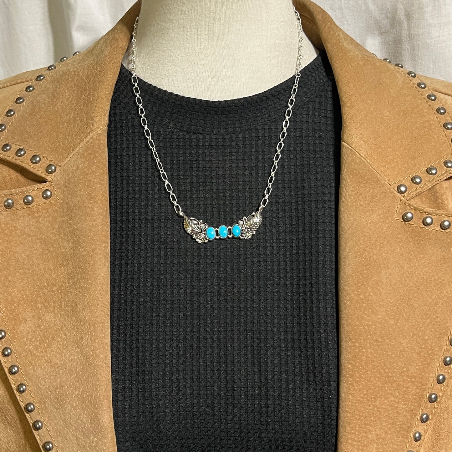 19" adjustable Blue Campitos 3 stone floral bar necklace Sterling Silver NK26