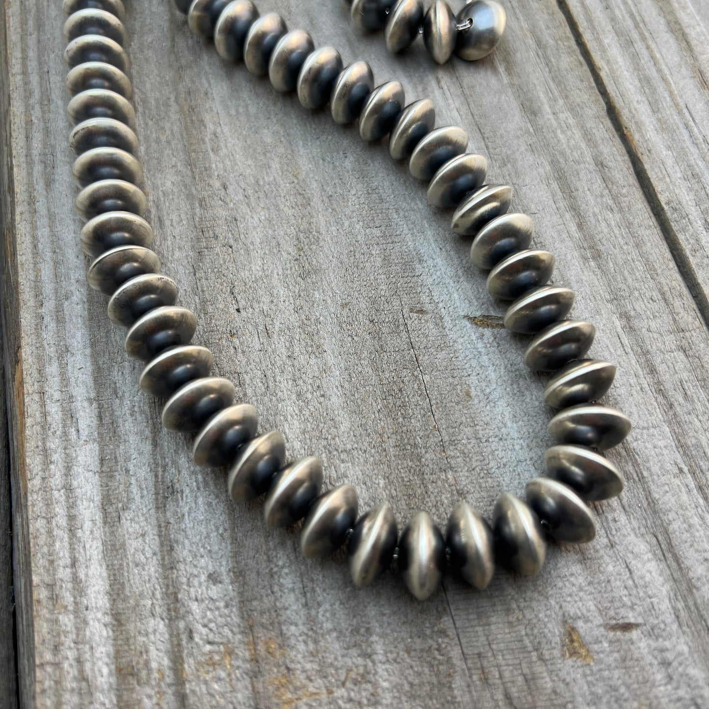 24" Navajo Handmade Sterling Silver Pearl 13mm Saucer Bead Necklace Bryannen Halwood 840